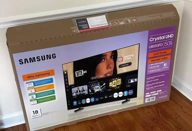 Pop superstar Dua Lipa is suing Samsung for $15 million for putting her face on TV boxes without permission 222