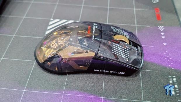 ASUS puts 24K gold on its 20th anniversary edition ROG keyboard and mouse 5