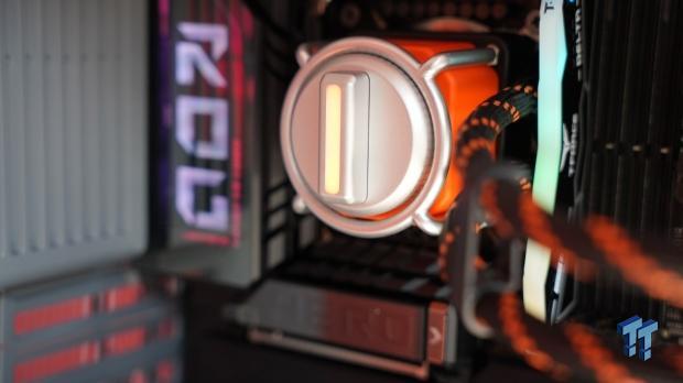 Levelplay's Newtro liquid cooler adds a turnable fan speed knob to your PC 13