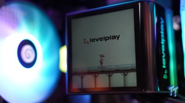 Levelplay's Newtro liquid cooler adds a turnable fan speed knob to your PC 8