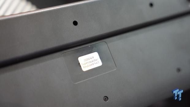 ADATA XPG unveils a supercapacitor keyboard: 30-seconds of charge = 1 day of use 2