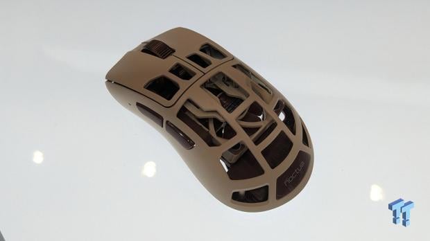 Noctua's Pulsar Feinmann F01 gaming mouse is coming soon, and it's got an embedded fan for the sweaty gamer