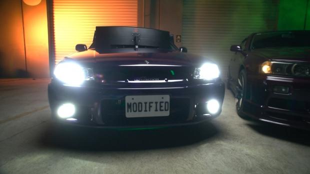 This Nissan Skyline was turned into a gaming PC and racing rig for Forza Horizon 6 5