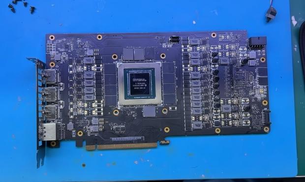 Repair channel buys ASUS RTX 4090 for $222 and finds plastic die with fake NVIDIA markings 1
