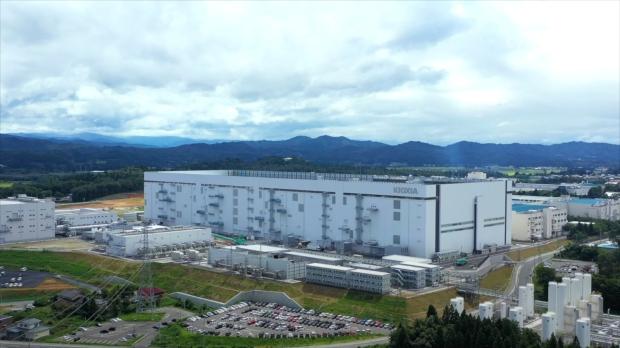 KIOXIA begins sampling 10th-generation BiCS FLASH technology, more efficient and with an impressive 332 layers 1