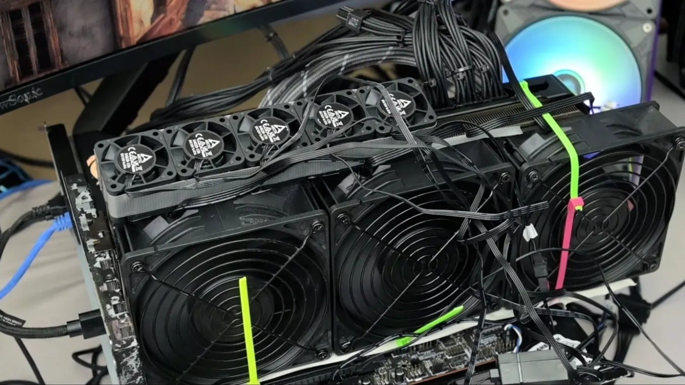 Enthusiast puts 11 fans and an AiO on an RTX 3080, gains only 4 FPS