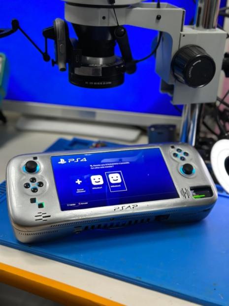 Redditor builds his own PS4 handheld, the 'PS4P' has a 1080p screen and a cooling fan from a GTX 750 2