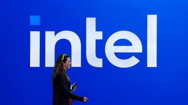 Intel and AMD are locking Chinese customers into long-term CPU deals as server chip prices climb more than 40%