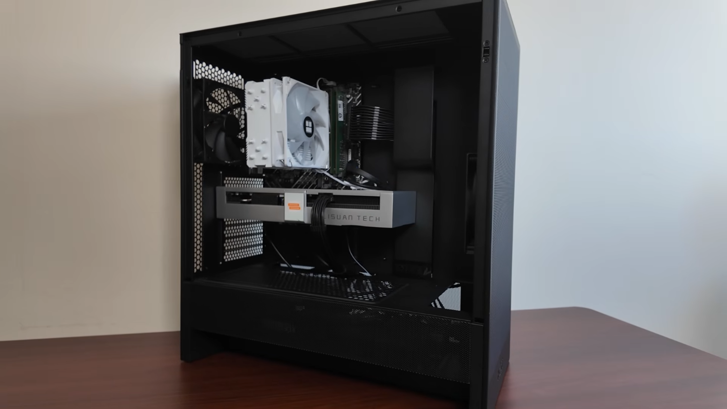 Lisuan LX7G100 GPU achieves playable FPS in system with no Intel AMD or NVIDIA hardware inside