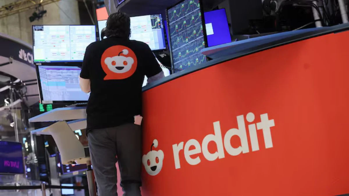 Reddit is building a video and audio listening experience for the viral post format it accidentally created for TikTok