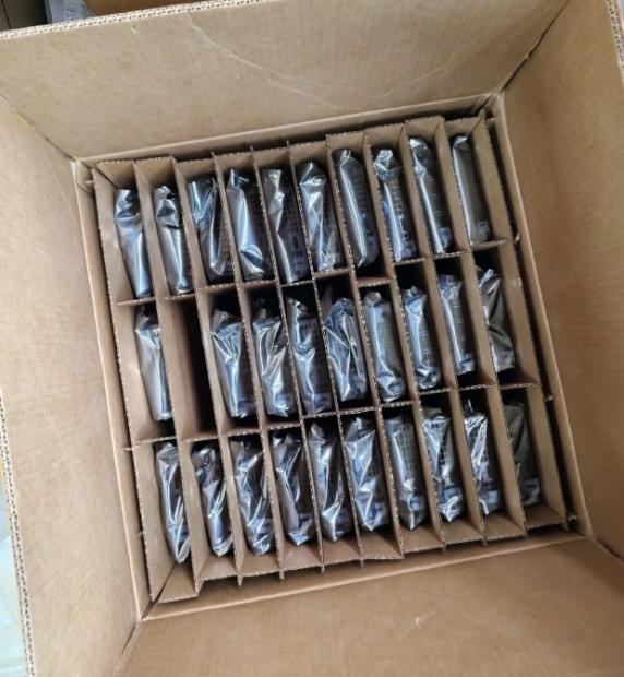 Modders are selling RTX 2080 Ti GPUs with 22GB VRAM on eBay for AI use 4