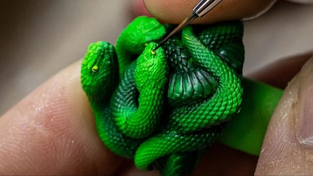 Razer announces its first Artisan Keycap with the Triple-Headed Snake Edition 1
