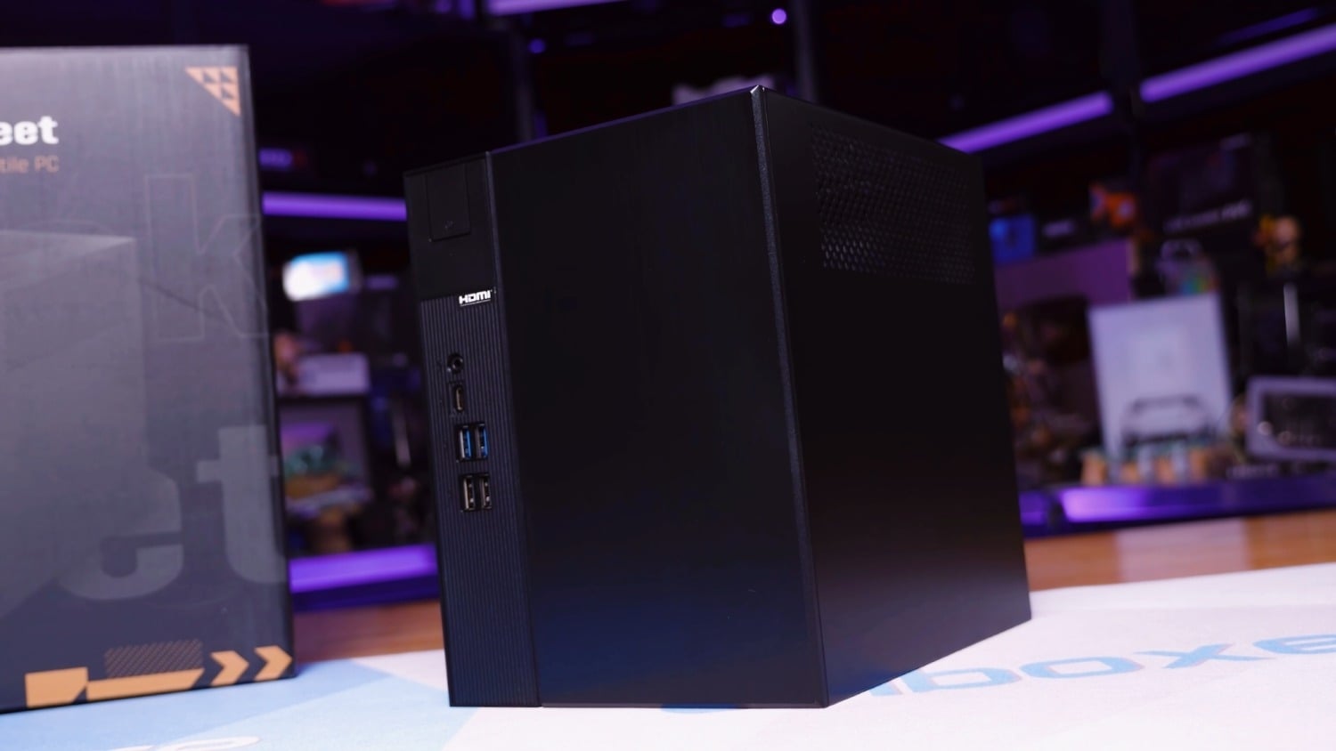 ASRock DeskMeet X300 build significantly outperforms the Steam Machine for the same price