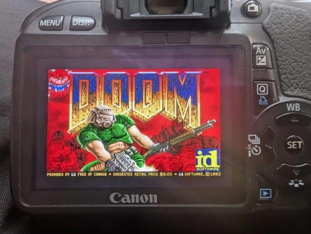 Modder manages to run DOOM on a 16-year-old Canon EOS 550D DSLR Camera 2