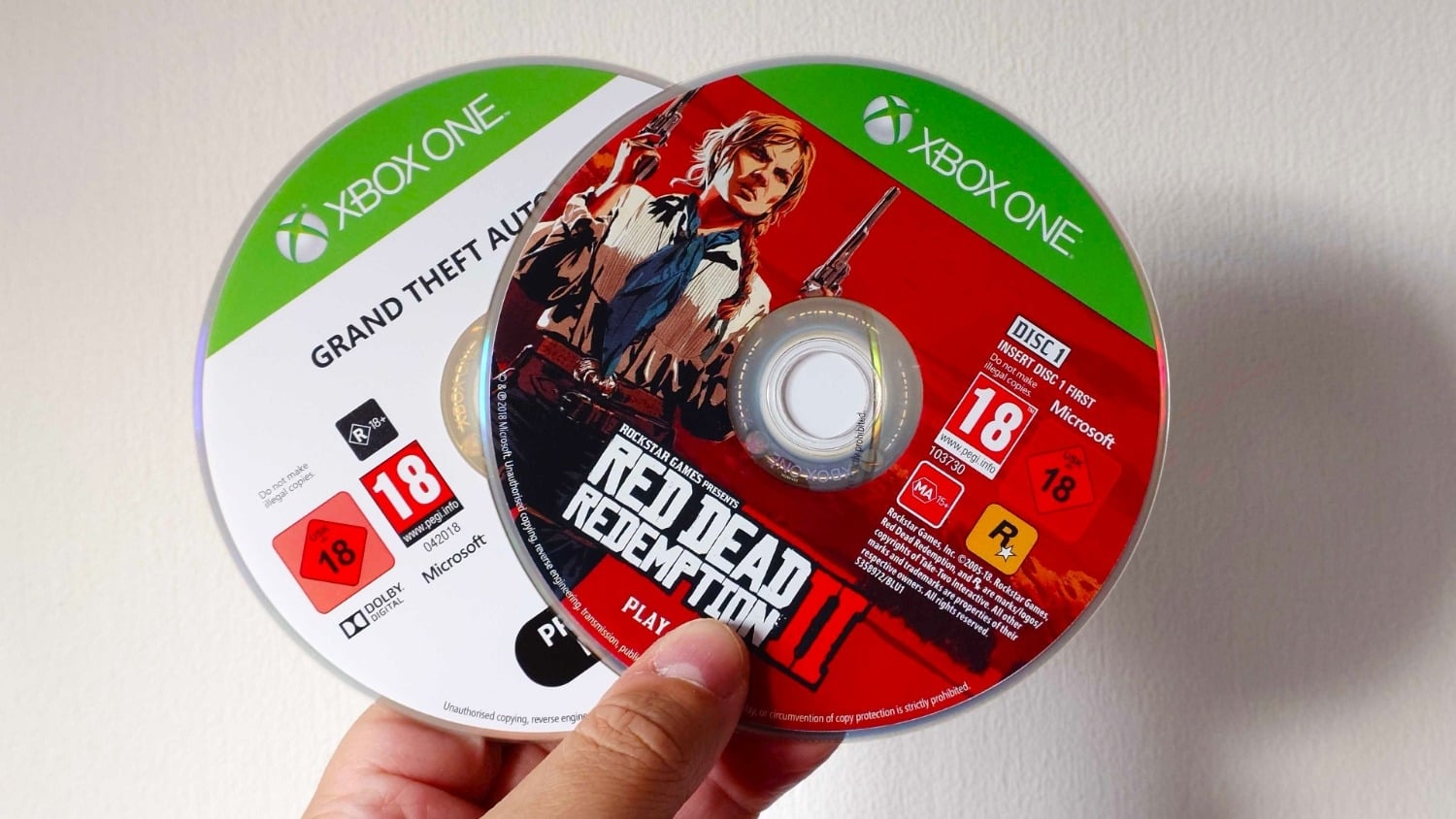 Xbox struggles to move physical discs, accounts for only 4% of disc sales in the US this year