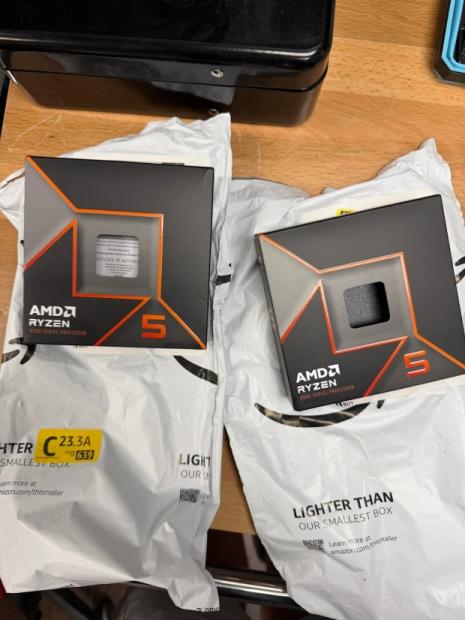 Redditor receives not one but TWO empty boxes of Ryzen 5 9600X from Amazon 3