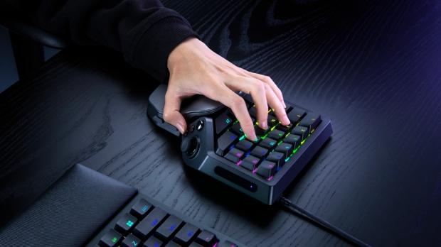 Razer Tartarus V2 Pro is a new analog optical gaming keypad that's part keyboard, part controller 1
