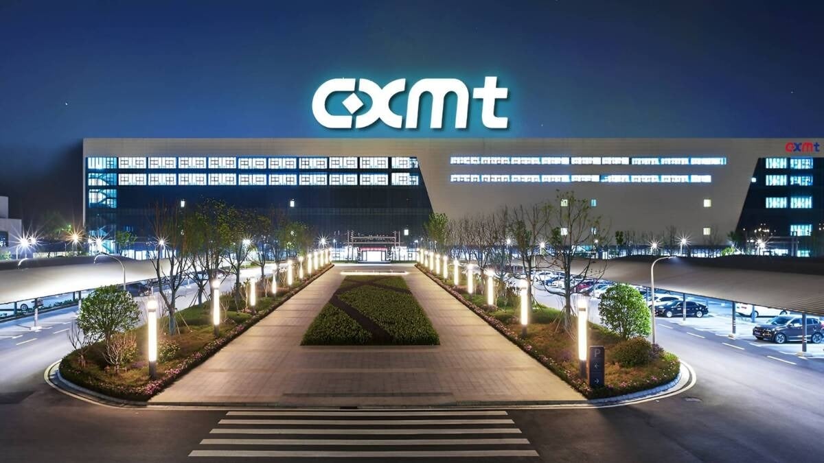 China's biggest DRAM maker is reportedly moving into NAND flash production to take on Samsung and YMTC