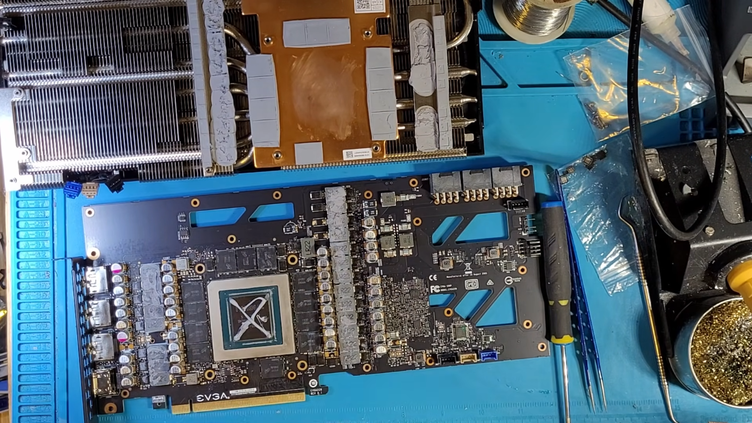Adding thermal paste to thermal pads drops RTX 3080 GDDR6X temperatures by up to 15C