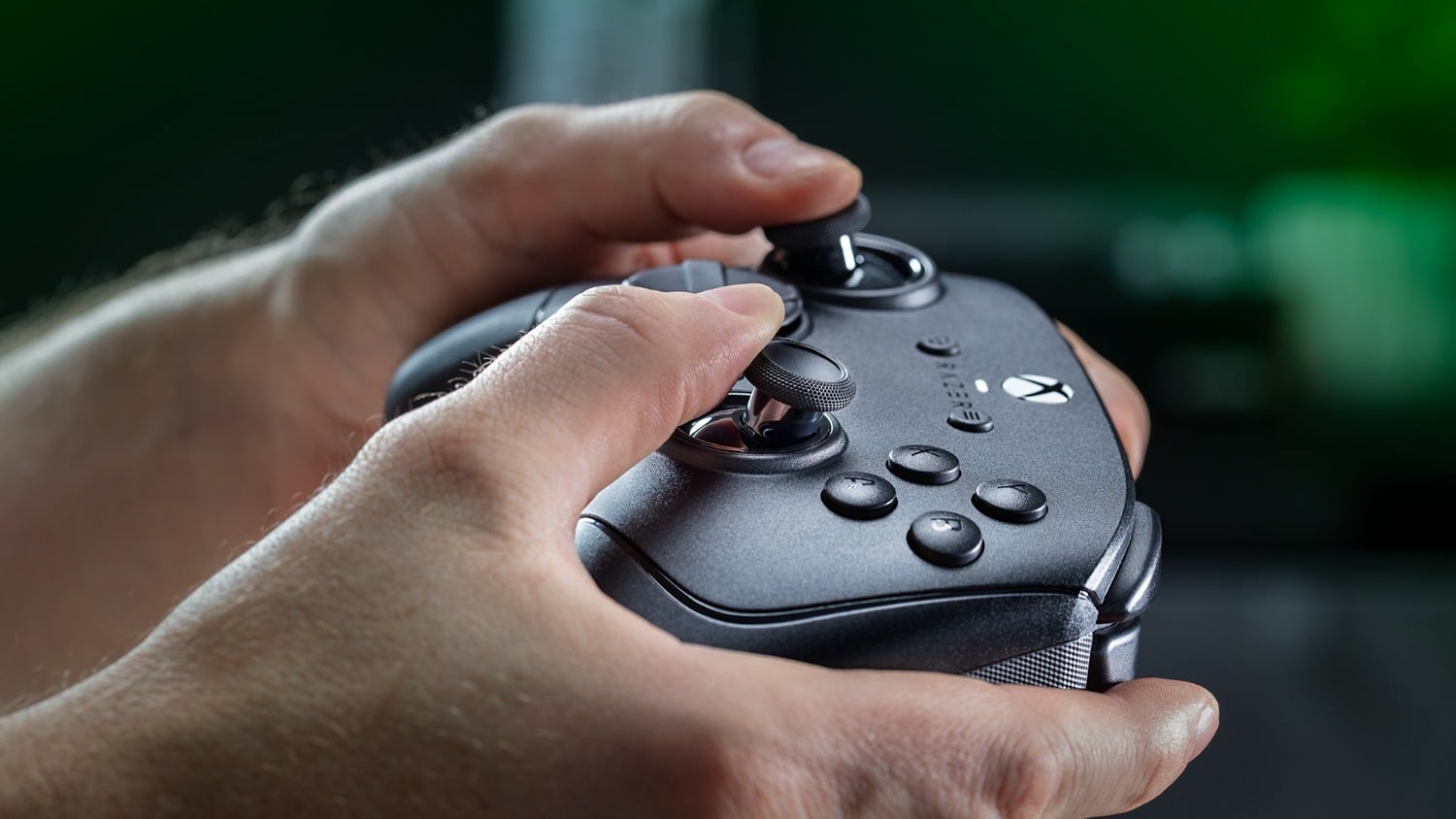 Razer Wolverine V4 Pro features next-gen thumbsticks 'superior' to TMR ...