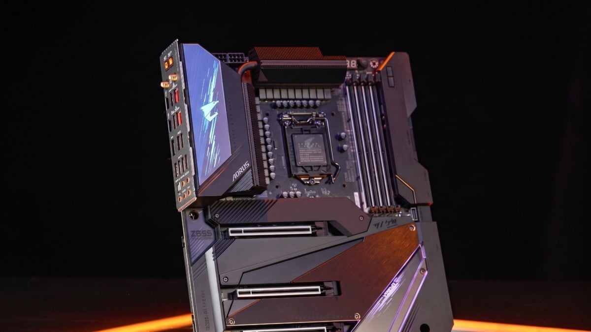 Intel may be bringing new CPUs to LGA1700, GIGABYTE's latest BIOS updates suggest