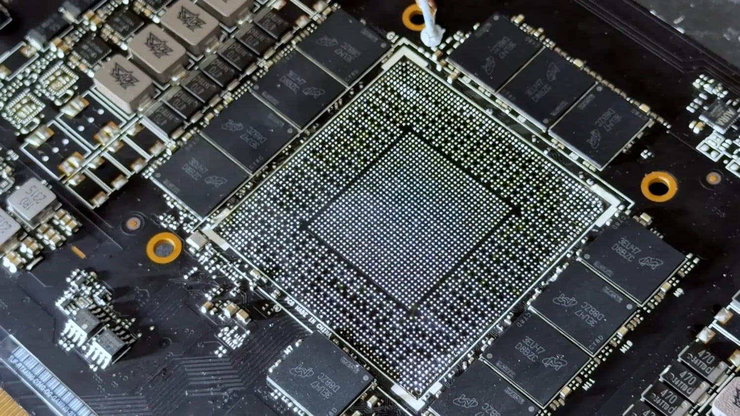 Fake RTX 4090 graphics cards surface with dummy GPUs and counterfeit memory