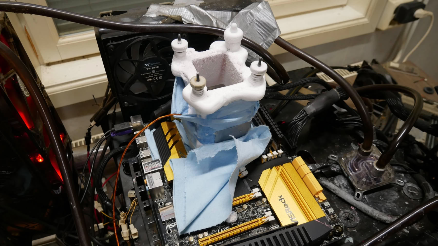 Intel Core i5-4670K hits 6.3GHz, breaks Cinebench R11.5 record held ...