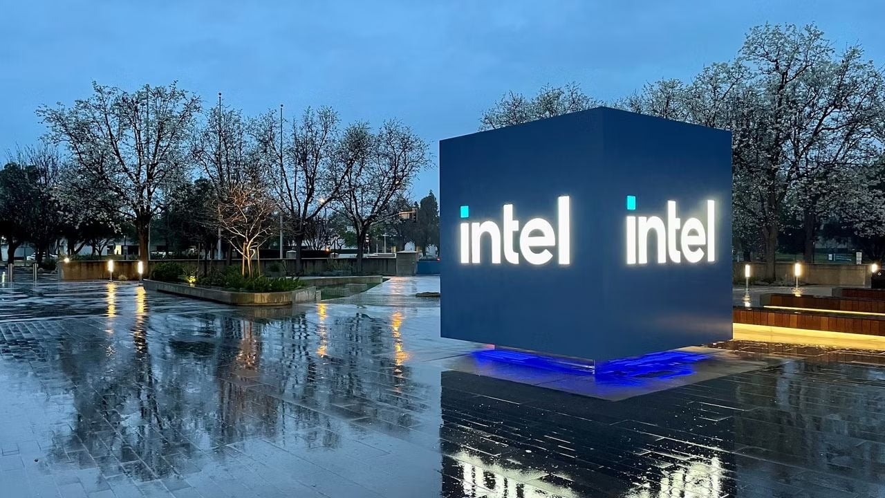 Intel's stock plummets after guidance suggests an even more severe slump in the PC market is coming