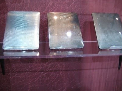 NavJack brings new high iPad cases to CES 004
