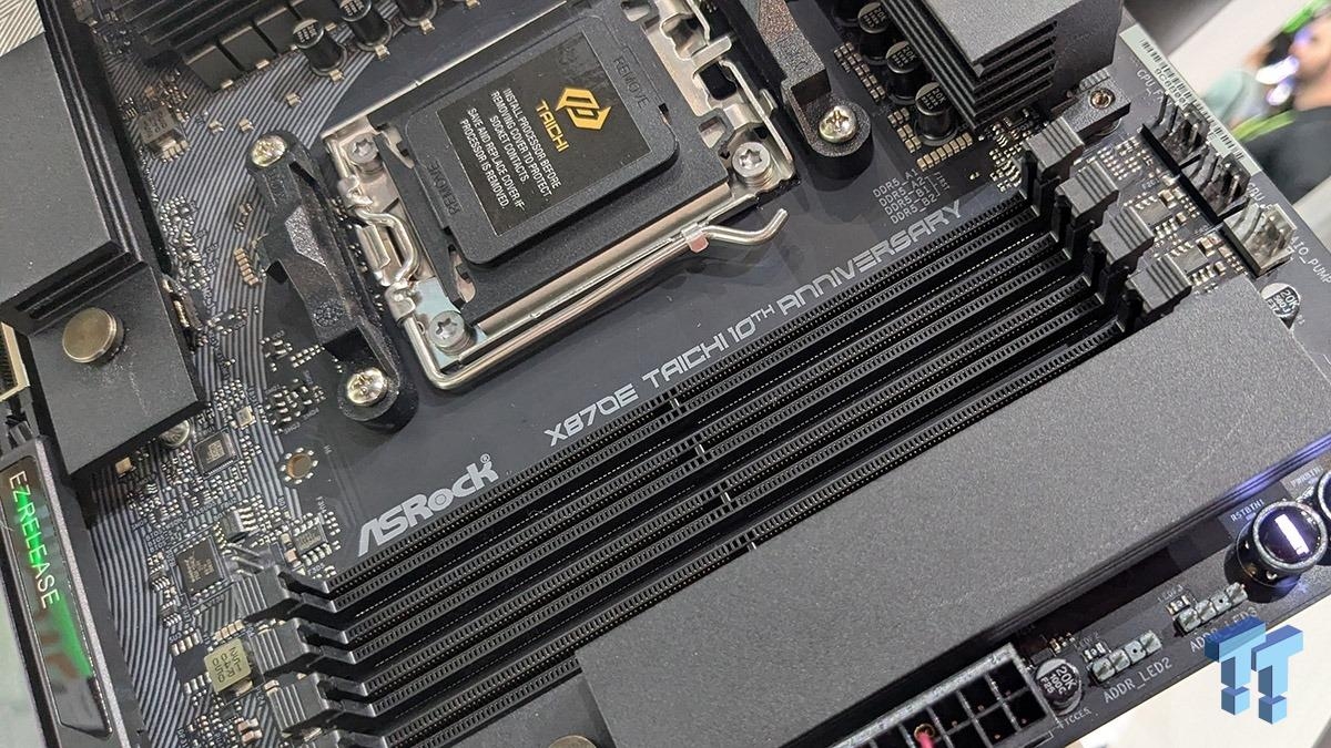 chari510ページ ASRock marks 10 years of its Taichi brand with special Z890 and