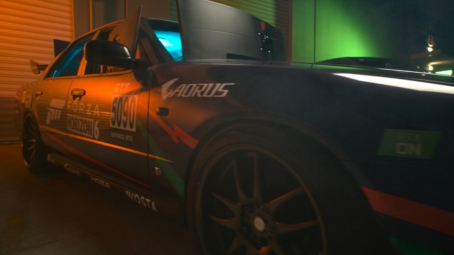 This Nissan Skyline was turned into a gaming PC and racing rig for Forza Horizon 6