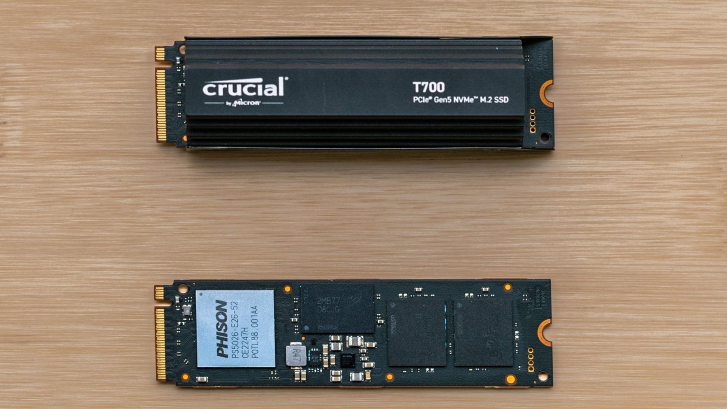 Crucial T700 PCIe Gen5 NVMe M.2 SSD