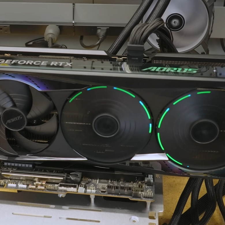 106663_gigabyte-rtx-5090-works
