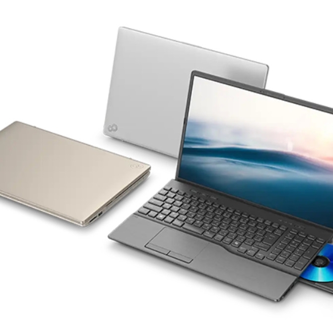 富士通FMV/i7-7700HQ/M.2SSD1TB/32GB/BD/DVDS 富士通FMV/i7-7700HQ/M.2SSD1TB/32GB/BD/DVDS