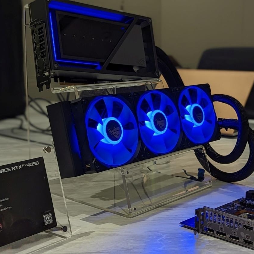 ROG Matrix GeForce RTX 4090 インテリア The Asus ROG Matrix RTX 4090 GPU looks like a piece of art