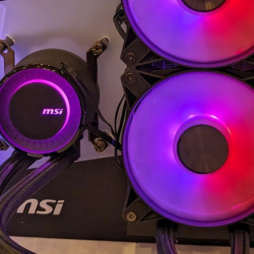 MSI shows us its new MAG CORELIQUID E360 at CES 2024, and it has