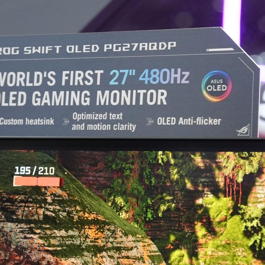 ASUS unveils a world's first 27-inch OLED gaming monitor at