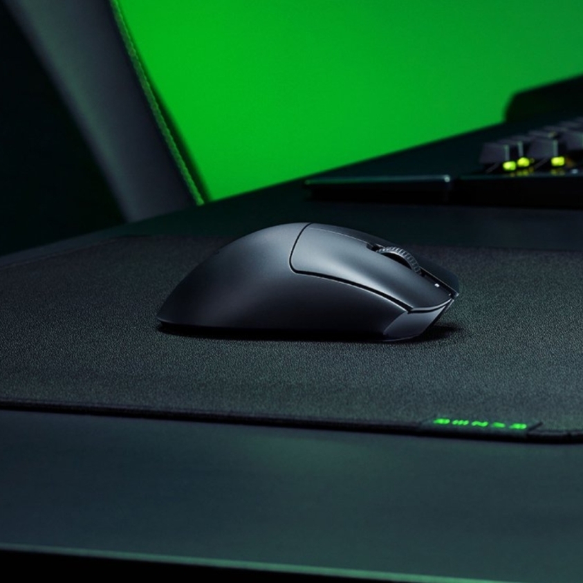 Razer DeathAdder V3 HyperSpeed announced, 55 grams, and the iconic