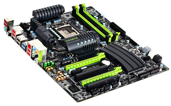 GIGABYTE arms up with the G1.Sniper 2 Z68 motherboard 04 GIGABYTE arms up with the G1.Sniper 2 Z68 motherboard 04