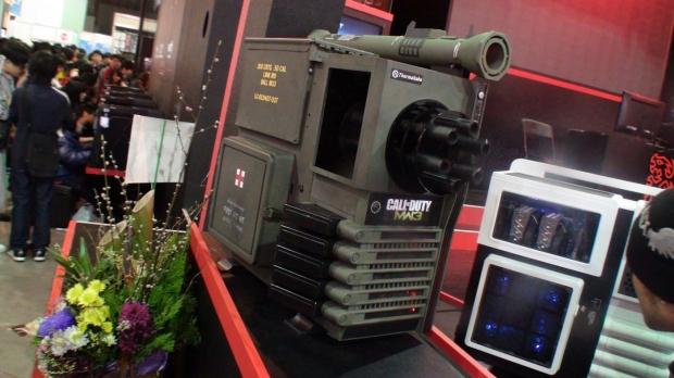 Thermaltake Level 10 GT COD case mod video at Taipei Game Show 2012 4