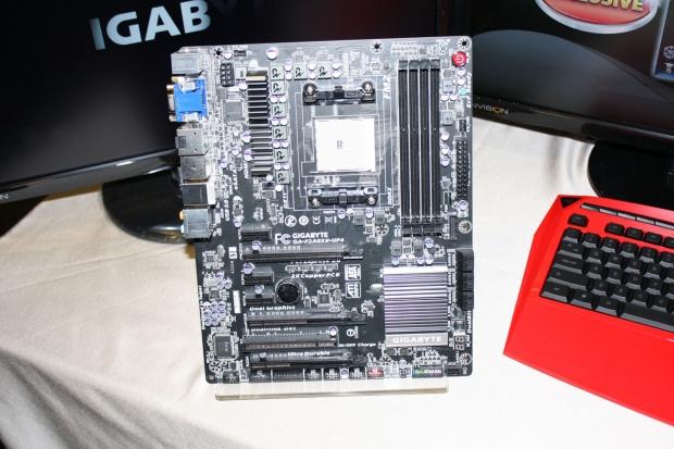 GIGABYTE shows off AMD based FM2 GA-F2A85X-UP4 mobo 02
