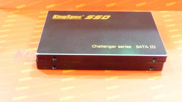 KingSpec PCIe 2.0 8x SSD in hand, pictured, coming to TweakTown Enterprise Division 03 KingSpec PCIe 2.0 8x SSD in hand, pictured, coming to TweakTown Enterprise Division 03
