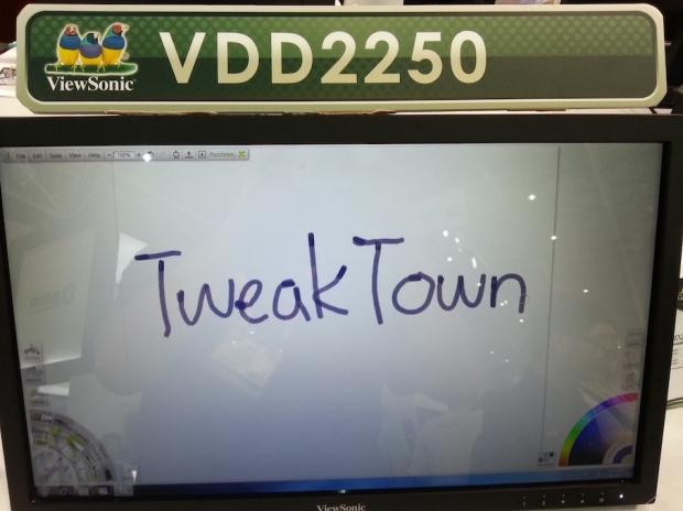 ViewSonic stand at Computex has 4K screen on display, touch-screens on display and more 04