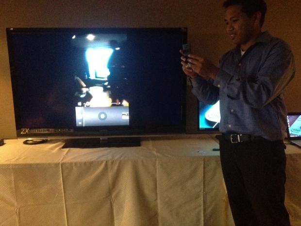 Intel powered Lenovo K800 smartphone shows NFC and performance aplenty 04