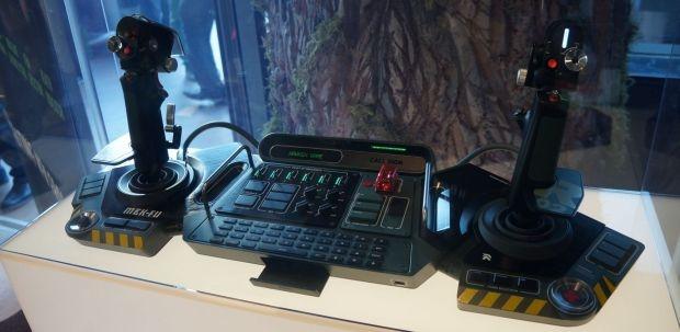 Hawken to receive MEK-FU controller, requires three hands and a university degree to use 04