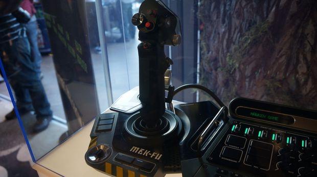 Hawken to receive MEK-FU controller, requires three hands and a university degree to use 05