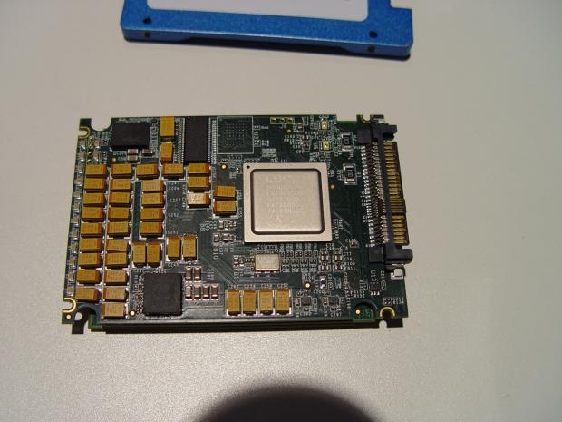 LSI AIS 2012 - Avant Shows Engineering Muscle with New SSD Designs 02 LSI AIS 2012 - Avant Shows Engineering Muscle with New SSD Designs 02