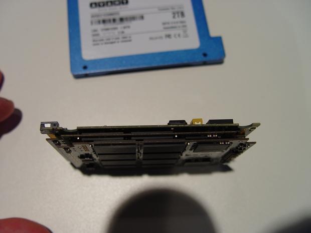 LSI AIS 2012 - Avant Shows Engineering Muscle with New SSD Designs 04 LSI AIS 2012 - Avant Shows Engineering Muscle with New SSD Designs 04