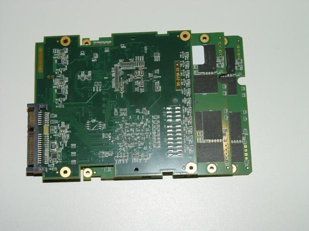 LSI AIS 2012 - Avant Shows Engineering Muscle with New SSD Designs 09 LSI AIS 2012 - Avant Shows Engineering Muscle with New SSD Designs 09