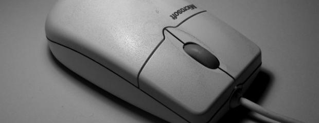 Open enlarged image Microsoft's latest ad takes swipe at competition, says they have more Windows licenses sold than Android, iOS and OS X combined | TweakTown.com